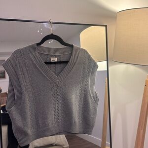 Blue Grey Aritzia Cable Knit Sweater Vest L